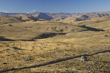 4wd-track;4wd-tracks;back-country;backcountry;Carrick-Range;Carrick-Town-Track;Carrick-Track;Carricktown-Track;Central-Otago;countryside;dirt-track;dusty;four-wheel-drive-track;four-wheel-drive-tracks;gravel-road;gravel-roads;high-altitude;high-country;highcountry;highlands;metal-road;metal-roads;metalled-road;metalled-roads;N.Z.;New-Zealand;NZ;Otago;remote;remoteness;road;roads;rural;S.I.;SI;South-Island;track;tracks;tussock;tussock-grass;tussocks;uplands