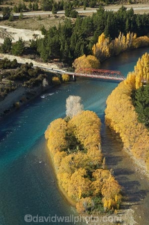 aerial;aerial-photo;aerial-photograph;aerial-photographs;aerial-photography;aerial-photos;aerial-view;aerial-views;aerials;autuminal;autumn;autumn-colour;autumn-colours;autumnal;bend;bends;blue-water;bridges;Central-Otago;clean-water;clear-water;Clutha-River;color;colors;colour;colours;deciduous;fall;golden;Luggate-Bridge;N.Z.;New-Zealand;NZ;Otago;pure-water;river;rivers;road-bridge;S.I.;season;seasonal;seasons;SI;South-Is.;South-Island;tree;trees;Upper-Clutha;willow;willow-tree;willow-trees;willows;yellow