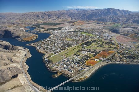 aerial;aerial-photo;aerial-photograph;aerial-photographs;aerial-photography;aerial-photos;aerial-view;aerial-views;aerials;autuminal;autumn;autumn-colour;autumn-colours;autumnal;bridge;bridges;Carrick-Range;Central-Otago;Clutha-Arm;color;colors;colour;colours;Cromwell;Deadmans-Point-Bridge;Deadmans-Point-Bridge;deciduous;fall;hydro-lake;hydro-lakes;Kawarau-Arm;lake;Lake-Dunstan;lakes;N.Z.;New-Zealand;NZ;Otago;road-bridge;road-bridges;S.I.;season;seasonal;seasons;SI;South-Is.;South-Island;traffic-bridge;traffic-bridges;tree;trees;water