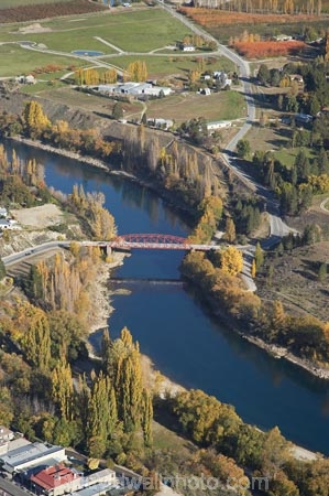 aerial;aerial-photo;aerial-photograph;aerial-photographs;aerial-photography;aerial-photos;aerial-view;aerial-views;aerials;autuminal;autumn;autumn-colour;autumn-colours;autumnal;bridge;bridges;Central-Otago;Clutha-River;Clyde;Clyde-Bridge;color;colors;colour;colours;deciduous;fall;historic-bridge;historic-town;N.Z.;New-Zealand;NZ;Otago;river;rivers;road-bridge;road-bridges;S.I.;season;seasonal;seasons;SI;South-Is.;South-Island;traffic-bridge;traffic-bridges;tree;trees;willow;willow-tree;willow-trees;willows