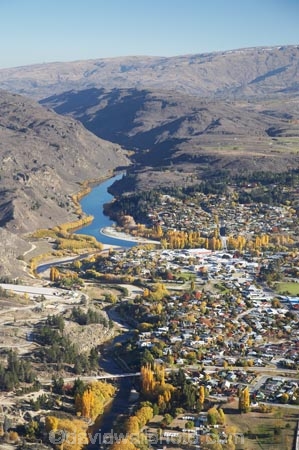 aerial;aerial-photo;aerial-photograph;aerial-photographs;aerial-photography;aerial-photos;aerial-view;aerial-views;aerials;Alexandra;autuminal;autumn;autumn-colour;autumn-colours;autumnal;Central-Otago;Clutha-River;color;colors;colour;colours;deciduous;fall;Manuherkia-River;N.Z.;New-Zealand;NZ;Otago;river;rivers;Roxburgh-Gorge;S.I.;season;seasonal;seasons;SI;South-Is.;South-Island;tree;trees;willow;willow-tree;willow-trees;willows
