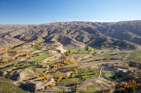 aerial;aerial-photo;aerial-photograph;aerial-photographs;aerial-photography;aerial-photos;aerial-view;aerial-views;aerials;agricultural;agriculture;autuminal;autumn;autumn-colour;autumn-colours;autumnal;Bannockburn;Carrick-Range;Central-Otago;color;colors;colour;colours;country;countryside;crop;crops;deciduous;fall;farm;farming;farmland;farms;field;fields;horticulture;irrigate;irrigation;leaf;leaves;meadow;meadows;N.Z.;New-Zealand;NZ;Otago;paddock;paddocks;pasture;pastures;poplar;poplar-tree;poplar-trees;poplars;rural;S.I.;season;seasonal;seasons;SI;South-Is.;South-Island;tree;trees;willow;willow-tree;willow-trees;willows