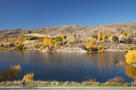 autuminal;autumn;autumn-colour;autumn-colours;autumnal;Bannockburn;Bannockburn-Inlet;bicycle;bicycles;bike;bikes;calm;Central-Otago;color;colors;colour;colours;cycle;cycler;cyclers;cycles;cyclist;cyclists;deciduous;fall;Kawarau-Arm;lake;Lake-Dunstan;lakes;mountain-bike;mountain-biker;mountain-bikers;mountain-bikes;mtn-bike;mtn-biker;mtn-bikers;mtn-bikes;N.Z.;New-Zealand;NZ;Otago;outdoor;outdoors;placid;push-bike;push-bikes;push_bike;push_bikes;pushbike;pushbikes;quiet;recreation;reflection;reflections;S.I.;season;seasonal;seasons;serene;SI;smooth;South-Is.;South-Island;still;tranquil;tree;trees;water;willow;willow-tree;willow-trees;willows