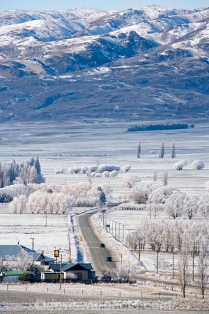 agricultural;agriculture;beautiful;calm;calmness;Central-Otago;clean;clear;cold;Coldness;Color;Colour;country;countryside;Daytime;Exterior;farm;farming;farmland;farms;field;fields;freeze;freezing;freezing-fog;frost;Frosted;frosty;high-country;hoar-frost;hoar-frosts;Hoarfrost;hoarfrosts;ice;ice-crystals;icy;Ida-Valley;idyllic;Landscape;Landscapes;Maniototo;meadow;meadows;N.Z.;natural;Nature;new-zealand;NZ;Otago;Outdoor;Outdoors;Outside;paddock;paddocks;pasture;pastures;peaceful;Peacefulness;phenomena;phenomenon;Poolburn;Poolburn-Hotel;Poolburn-Pub;poplar;poplar-tree;poplar-trees;poplars;pure;Quiet;Quietness;rime;rime-ice;rural;S.I.;Scenic;Scenics;Season;Seasons;SI;silence;south-island;spectacular;stunning;tranquil;tranquility;tree;trees;view;water;weather;White;willow;willow-tree;willow-trees;willows;wind-break;wind-breaks;wind_break;wind_breaks;windbreak;windbreaks;winter;Wintertime;wintery;wintry