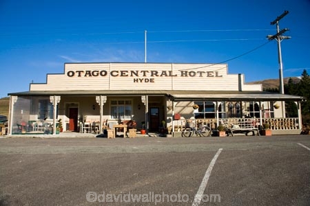 ale-house;ale-houses;architecture;bar;bars;building;buildings;Central-Otago;Central-otago-Hotel;Central-Otago-Rail-Trail;colonial;Dunedin;free-house;free-houses;heritage;historic;historic-building;historic-buildings;historical;historical-building;historical-buildings;history;hotel;hotels;Hyde;Maniototo;N.Z.;New-Zealand;NZ;old;Otago-Central-Hotel;Otago-Central-Rail-Trail;place;places;pub;public-house;public-houses;pubs;rail-trail;rail-trails;S.I.;saloon;saloons;SI;South-Island;tavern;taverns;tradition;traditional;wood;wooden