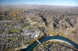 aerial;aerial-photo;aerial-photograph;aerial-photographs;aerial-photography;aerial-photos;aerial-view;aerial-views;aerials;Alexandra;Alexandra-Bridge;arid;autuminal;autumn;autumn-colour;autumn-colours;autumnal;barren;bridge;bridges;Central-Otago;Clutha-Bridge;Clutha-River;color;colors;colour;colours;deciduous;dry;fall;Manuherkia-River;N.Z.;New-Zealand;NZ;Otago;river;rivers;road-bridge;road-bridges;S.I.;season;seasonal;seasons;SI;South-Is.;South-Island;State-Highway-8;State-Highway-Eight;traffic-bridge;traffic-bridges;tree;trees
