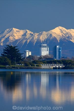 Aotearoa;Avon-Estuary;calm;canterbury;Chch;christchurch;estuaries;estuary;Estuary-of-the-Heathcote-and-Avon-Rivers;Heathcote-and-Avon-Estuary;Heathcote-Estuary;inlet;inlets;lagoon;lagoons;mountain;mountains;N.Z.;new-zealand;NZ;placid;quiet;reflected;reflection;reflections;S.I.;serene;shore;shoreline;shorelines;Shores;SI;smooth;snow;snow-capped;snowy;South-Is;South-Island;Southern-Alps;Sth-Is;still;tidal;tide;tranquil;water