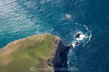 aerial;aerial-photo;aerial-photography;aerial-photos;aerial-view;aerial-views;aerials;Akaroa-Harbour;Banks-Peninsula;Banks-Peninsular;Canterbury;coast;coastal;coastline;coastlines;coasts;N.Z.;New-Zealand;NZ;ocean;oceans;Pacific-Ocean;S.I.;sea;seas;shore;shoreline;shorelines;shores;SI;South-Island;Timutimu-Head;water