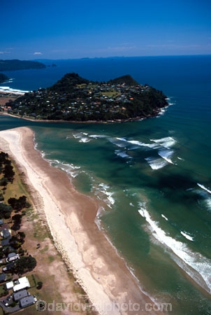 beach;beaches;climb;coast;coastal;harbor;harbors;harbour;harbours;historic;legend;maori;ocean;oceans;pa;pa-site;Pacific;sea;surf;view;waves