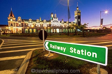 architect;architecture;basalt;clock;Dunedins-moto-secundo-curo;Dunedins-motto-secundo-curo;Flemish-Renaissance-style;floor-panels;George-A-Troup;Gingerbread-George;historic;historical;history;i-prosper-and-am-cautious;limestone;mosaic-tiles;motto;New-Zealand-Railways;red-marseille-tiles;secundo-curo;tower;towers
