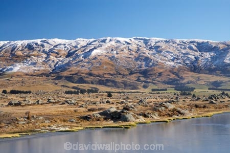 Sutton Salt Lake, and Rock and Pillar Range, Sutton, near Middlemarch ...