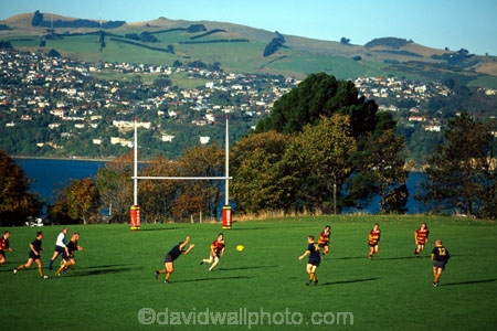 sport;football;rugby;local;leisure;sports;practise;practice;posts;rugby-posts;game;play;playing;winter;hobby;hobbies;amateur;team;teams