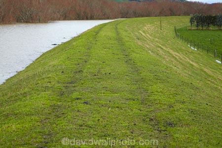 agricultural;agriculture;Allanton;bad-weather;country;countryside;crop;crops;deluge;dike;dikes;Dunedin;dyke;dykes;extreme-weather;farm;farming;farmland;farms;field;fields;flood;flood-bank;flood-banks;flood-water;flood-waters;flood_bank;flood_banks;floodbank;floodbanks;flooded-Taieri-River;flooding;floods;floodwater;floodwaters;high-water;horticulture;inundate;levee;levees;meadow;meadows;N.Z.;New-Zealand;NZ;on-flood;Otago;paddock;paddocks;pasture;pastures;river;rivers;rural;S.I.;SI;South-Is;South-Is.;South-Island;Sth-Is;stop-bank;stop-banks;stop_bank;stop_banks;stopbank;stopbanks;swollen-river;Taieri;Taieri-Plain;Taieri-Plains;Taieri-River;Taieri-River-in-flood;water;weather;wet