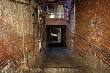 alley;alleys;alleyway;alleyways;back-street;back-streets;brick;building;buildings;Dunedin;heritage;historic;historic-building;historic-buildings;historical;historical-building;historical-buildings;history;lane;lanes;location;locations;N.Z.;New-Zealand;NZ;old;Otago;S.I.;SI;South-Is;South-Is.;South-Island;Sth-Is;tradition;traditional;urban