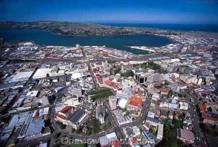 aerial;aerials;dunedin;otago;city;town;urban-sprawl;populated;CBD;central-business-district;main-street;layout;cityscape;octagon;town-hall;moray-place;otago-harbour;pacific-ocean