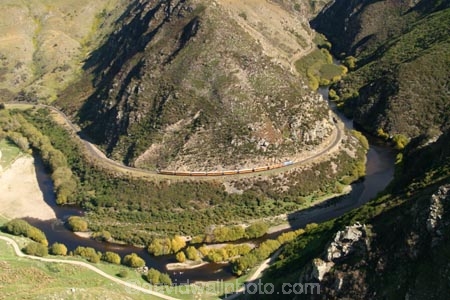 train;trains;carriage;carriages;historic;historical;high;yellow;steel;rail;excursion;tourism;transport;travel;rail;taieri-gorge-train;taieri-river;taieri-gorge;travel;dunedin;south-island;new-zealand