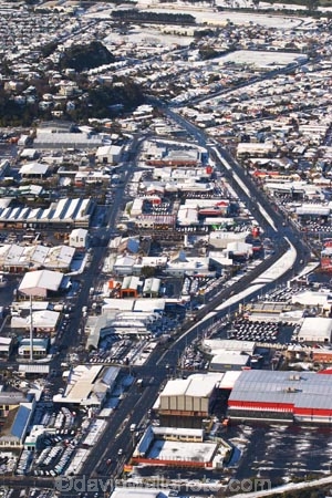 aerial;aerials;Andersons-Bay-Road;bend;bends;centre-line;centre-lines;centre_line;centre_lines;centreline;centrelines;cities;city;cold;corner;corners;driving;Dunedin;freeze;freezing;intersection;intersections;New-Zealand;road;roads;season;seasonal;seasons;snow;snowing;snowy;South-Island;straight;transport;transportation;travel;traveling;travelling;trip;urban;white;winter;winter-driving