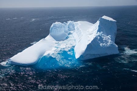 aerial;aerial-photo;aerial-photography;aerial-photos;aerial-view;aerial-views;aerials;berg;bergs;blue;climate-change;cold;cold-icy;Dunedin;global-warming;growler;growlers;hazard;hazards;ice;iceberg;icebergs;icy;N.Z.;New-Zealand;NZ;oceaans;ocean;Otago;Pacific-Ocean;S.I.;sea;seas;shipping-hazard;shipping-hazards;SI;South-Island;water;white