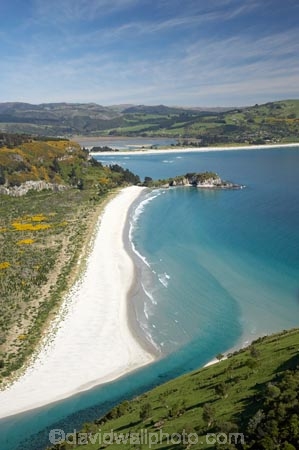 aerial;aerial-photo;aerial-photograph;aerial-photographs;aerial-photography;aerial-photos;aerial-view;aerial-views;aerials;beach;beaches;coast;coastal;coastline;coastlines;coasts;Dunedin;estuaries;estuary;inlet;inlets;lagoon;lagoons;Mapoutahi;N.Z.;New-Zealand;NZ;ocean;oceans;Otago;Pacific-Ocean;Purakanui-Bay;Purakaunui-Bay;S.I.;sand;sandy;sea;seas;shore;shoreline;shorelines;shores;SI;South-Is.;South-Island;surf;tidal;tide;water;wave;waves