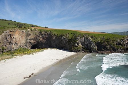 aerial;aerial-photo;aerial-photograph;aerial-photographs;aerial-photography;aerial-photos;aerial-view;aerial-views;aerials;beach;beaches;coast;coastal;coastline;coastlines;coasts;Dunedin;Long-Beach;N.Z.;New-Zealand;NZ;ocean;oceans;Otago;Pacific-Ocean;S.I.;sand;sandy;sea;sea-cave;seas;shore;shoreline;shorelines;shores;SI;South-Is.;South-Island;surf;water;wave;waves