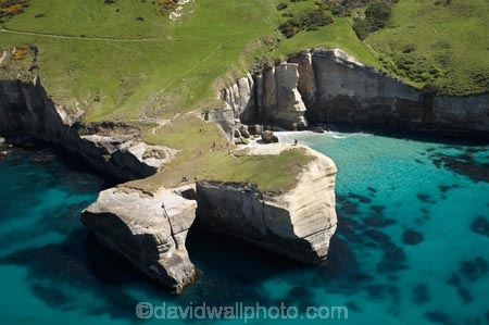 aerial;aerial-photo;aerial-photograph;aerial-photographs;aerial-photography;aerial-photos;aerial-view;aerial-views;aerials;arches;beach;beaches;bluff;bluffs;cliff;cliffs;coast;coastal;coastal-erosion;coastline;coastlines;coasts;Dunedin;headland;headlands;N.Z.;natural-arch;New-Zealand;NZ;ocean;oceans;Otago;Pacific-Ocean;rock-arch;S.I.;sandstone;sandstone-arch;sea;sea-cliff;sea-cliffs;seas;shore;shoreline;shorelines;shores;SI;South-Is.;South-Island;steep;tourism;tourist;tourists;Tunnel-Beach;water