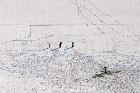 aerial;aerials;children;cold;Dunedin;field;fields;freeze;freezing;mosgiel;New-Zealand;People;play;playing;season;seasonal;seasons;snow;snowing;snowy;South-Island;sports-field;sports-fields;white;winter