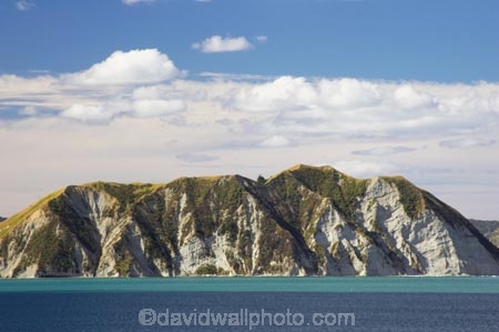 coast;coastal;coastline;east-coast;Eastland;historic;historical;new-zealand;north-is.;north-island;ocean;pacific;sea;shore;shoreline;te-karaka-point;tolaga;Tolaga-Bay;tologa;waves