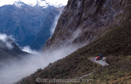 beautiful;beauty;bus;buses;cleddau-canyon;coach;coaches;fiordland-national-park;glacial-valley;majestic;middle-earth;mountain;mountains;natural;nature;roads;scene;scenic;south-west;southland;te-wahipounamu-south_west-new-zealand-world-hertitage-area;tour;transport;valleys