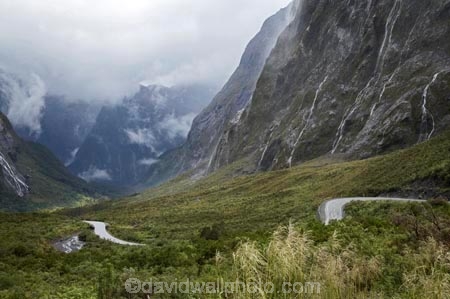 bend;bends;bluff;bluffs;Cleddau-Valley;Cledday-Canyon;cliff;cliffs;corner;corners;driving;fiordland;Fiordland-N.P;fiordland-national-park;highway;highways;milford-road;mountainside;mountainsides;n.z.;national-park;National-parks;new-zealand;nz;open-road;open-roads;road;road-trip;roads;S.I.;SI;South-Island;South-West-New-Zealand-World-Her;Southland;steep;te-wahipounamu;te-wahipounamu-south_west-new;transport;transportation;travel;traveling;travelling;trip;world-heirtage-site;world-heritage-area
