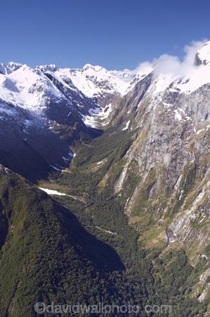 aerial;aerial-photo;aerial-photograph;aerial-photographs;aerial-photography;aerial-photos;aerial-view;aerial-views;aerials;alpine;bush;fiordland;Fiordland-N.P;Fiordland-National-Park;Fiordland-NP;forest;glacial-valley;glacial-valleys;island;kb1a5757;mount;mountain;mountain-peak;mountainous;mountains;mountainside;mt;mt.;N.Z.;national-park;National-parks;native-bush;native-forest;new;new-zealand;NZ;peak;peaks;S.I.;SI;snow;snow-capped;snow_capped;snowcapped;snowy;south;South-Is.;South-Island;south-west-new-zealand-world-her;Southland;summit;summits;Surprise-Creek;Surprise-Valley;te-wahipounamu;te-wahipounamu-south_west-new;Wick-Mountains;World-Heritage-Area;World-Heritage-Site;zealand