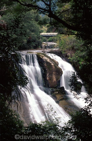 wet;water;waterfall;waterfalls;water-fall;water-falls;stream;streams;brook;brooks;creek;creeks;nature;natural;scene;scenic;green;color;colors;colours;colour;cascade