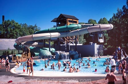 children;fun-play;leisure;park;playing;pool;pools;slides;swimming;water;waterslides
