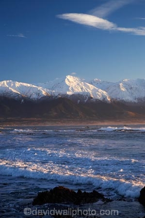 alp;alpine;alps;altitude;coast;coastal;coastline;coastlines;coasts;foreshore;Kaikoura;Kaikoura-Coast;Kaikoura-Range;Kaikoura-Ranges;Marlborough;mount;mountain;mountain-peak;mountainous;mountains;mountainside;mt;mt.;N.Z.;New-Zealand;NZ;ocean;Pacific-Ocean;peak;peaks;range;ranges;S.I.;sea;season;seasonal;seasons;Seaward-Kaikoura-Range;Seaward-Kaikoura-Ranges;shore;shoreline;shorelines;shores;SI;snow;snow-capped;snow_capped;snowcapped;snowy;South-Is;South-Island;summit;summits;water;wave;waves;white;winter;wintery