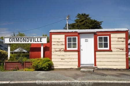 building;buildings;heritage;historic;historic-building;historic-buildings;historical;historical-building;historical-buildings;history;N.I.;N.Z.;New-Zealand;NI;North-Is;North-Island;NZ;old;Ormondville;Ormondville-Railway-Station;platform;platforms;rail-station;rail-stations;railroad;railroads;railway;railway-station;railway-stations;railways;Tararua-District;tradition;traditional;train-station;train-stations;Wairarapa