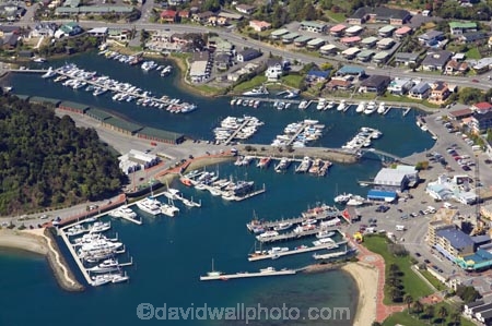 aerial;aerials;bay;bays;boat;boat-harbor;boat-harbors;boat-harbour;boat-harbours;boats;coast;coastal;coastline;coastlines;coasts;cove;coves;cruiser;cruisers;harbor;harbors;harbour;harbours;inlet;inlets;launch;launches;marina;marinas;marlborough;Marlborough-Sounds;new-zealand;nz;picton;picton-harbour;queen-charlotte-sound;sea;shore;shoreline;shorelines;shores;sound;sounds;south-island;water;yacht;yachts