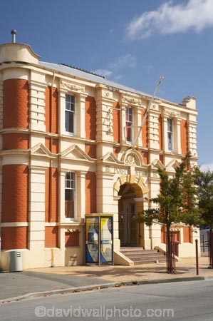 brick;building;buildings;Canterbury;Christchurch;heritage;historic;historic-building;historic-buildings;historical;historical-building;historical-buildings;history;N.Z.;New-Zealand;NZ;old;phone-biox;phone-boxes;post-office;post-offices;public-phone-box;public-phone-boxes;S.I.;SI;South-Canterbury;South-Is.;South-Island;Sth-Canterbury;Temuka;Temuka-Post-Office;tradition;traditional