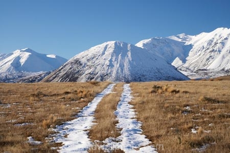 Canterbury;cold;countryside;gravel-road;gravel-roads;Hakatere-Conservation-Park;Lake-Heron;metal-road;metal-roads;metalled-road;metalled-roads;Mid-Canterbury;Mount-Catherine;Mount-Sugarloaf;Mt-Catherine;Mt-Sugarloaf;Mt.-Catherine;Mt.-Sugarloaf;N.Z.;New-Zealand;NZ;road;roads;rural;S.I.;season;seasonal;seasons;SI;snow;snow-track;snow-tracks;snowy;South-Is;South-Island;track;tracks;white;winter;wintery