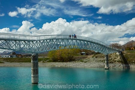 Aotearoa;bridge;bridges;Canterbury;Church-of-the-Good-Shepherd;foot-bridge;foot-bridges;footbridge;footbridges;lake;Lake-Tekapo;Lake-Tekapo-outlet;lakes;Mackenzie-Country;Mackenzie-District;Mackenzie-Region;N.Z.;New-Zealand;NZ;pedestrian-bridge;pedestrian-bridges;people;person;South-Canterbury;South-Is;South-Island;Sth-Is;Tekapo;Tekapo-Church;Tekapo-outlet;tourism;tourist;tourists