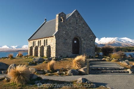 sky;lake;lakes;mountain;mountains;mckenzie;tekapo;lake-tekapo;south-island;new-zealand;fine;snow;mackenzie;mackenzie-country;two-thumbs-range;church;churches;peaceful;peace;church-of-the-good-shepherd;stone;stone-building;building;religion;religions;religious;christian;christianity;historic;historical