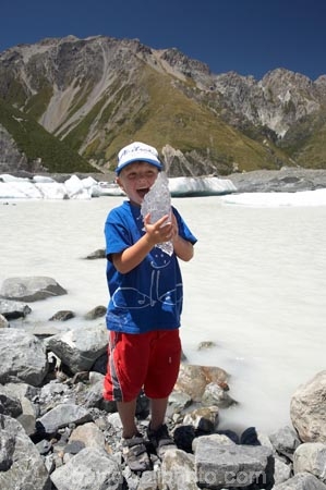 alp;alpine;alps;Aoraki-Mt-Cook-National-Park;Aoraki-Mt-Cook-National-Park;boy;boys;Burnett-Mountains;Canterbury;child;children;glacial;glacial-lake;glacier;glacier-ice;glaciers;ice;iceberg;icebergs;icy;kid;kids;little-boy;little-boys;Mackenzie-Country;Mackenzie-District;moraine;Mt-Cook-National-Park;mt.;N.Z.;New-Zealand;NZ;S.I;SI;South-Canterbury;South-Is;South-Island;southern-alps;Tasman-Glacier-Lake;Tasman-Lake;Tasman-Valley;terminal-moraine