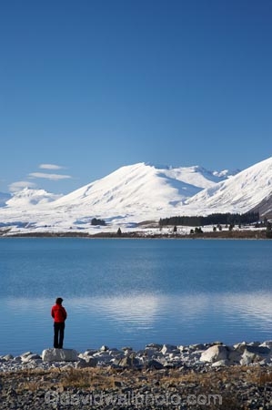 altitude;calm;Canterbury;cold;female;freeze;freezing;high-altitude;Lake-Tekapo;Mackenzie-Country;mount;mountain;mountain-peak;mountainous;mountains;mountainside;mt;mt.;N.Z.;New-Zealand;NZ;peak;peaks;people;person;placid;quiet;range;ranges;reflection;reflections;rock;rocks;S.I.;season;seasonal;seasons;serene;shore;shoreline;shorelines;SI;smooth;snow;snow-capped;snow_capped;snowcapped;snowy;South-Canterbury;South-Is;South-Island;still;summit;summits;Tekapo;tranquil;Two-Thumb-Range;water;white;winter;wintery;woman;women