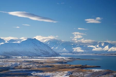 altitude;Canterbury;cold;freeze;freezing;Hall-Range;high-altitude;Lake-Tekapo;lenticular-cloud;lenticular-clouds;Mackenzie-Country;Mistake-Peak;mount;mountain;mountain-peak;mountainous;mountains;mountainside;mt;mt.;N.Z.;New-Zealand;NZ;peak;peaks;range;ranges;S.I.;season;seasonal;seasons;SI;Sibbald-Range;snow;snow-capped;snow_capped;snowcapped;snowy;South-Canterbury;South-Is;South-Island;summit;summits;Tekapo;white;winter;wintery