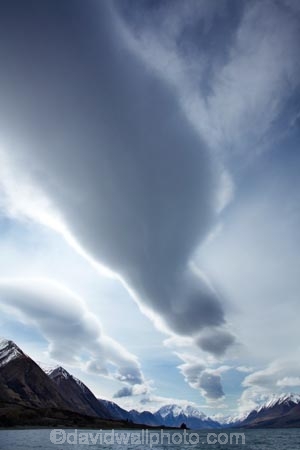 altocumulus-lenticularis;Canterbury;cloud;clouds;cloudy;dark-clouds;gray-cloud;gray-clouds;grey-cloud;grey-clouds;lens-shaped-cloud;lens-shaped-clouds;lenticular-cloud;lenticular-clouds;lenticularis-cloud;lenticularis-clouds;Mackenzie-Country;Mackenzie-District;N.Z.;New-Zealand;NZ;Ohau;Ohau-Range;S.I.;SI;skies;sky;South-Canterbury;South-Is.;South-Island;weather