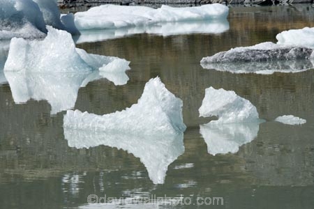 Aoraki-Mt-Cook-N.P.;Aoraki-Mt-Cook-National-Park;Aoraki-Mt-Cook-NP;Aoraki-Mt-Cook-N.P.;Aoraki-Mt-Cook-National-Park;Aoraki-Mt-Cook-NP;calm;Canterbury;glacial;glacial-flour;glacial-lake;glacial-lakes;glacier;glacier-ice;glacier-terminal-lake;glacier-terminal-lakes;glaciers;Hooker-Glacier-terminal-lake.;Hooker-Lake;Hooker-Valley;ice;iceberg;icebergs;icy;Mt-Cook-N.P.;Mt-Cook-National-Park;Mt-Cook-NP;N.Z.;New-Zealand;NZ;placid;quiet;reflection;reflections;S.I.;serene;SI;smooth;South-Canterbury;South-Is.;South-Island;still;tranquil;water