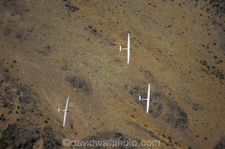 aerial;aerial-photo;aerial-photography;aerial-photos;aerials;air-to-air;aviate;aviation;aviator;aviators;bank;banking;banks;Benmore-Range;flies;fly;flying;glide;glider;gliders;glides;gliding;N.Z.;New-Zealand;New-Zealand-Gliding-Grand-Prix;North-Otago;NZ;NZ-Gliding-Grand-Prix-2006;Omarama;race;races;racing;S.I.;sail-plane;sail-planes;sail-planing;sail_plane;sail_planes;sail_planing;sailplane;Sailplane-Grand-Prix;sailplanes;sailplaning;SI;soar;soaring;South-Island;three;turn;turning;turns;tussock;tussocks;Waitaki-District;wing;wings