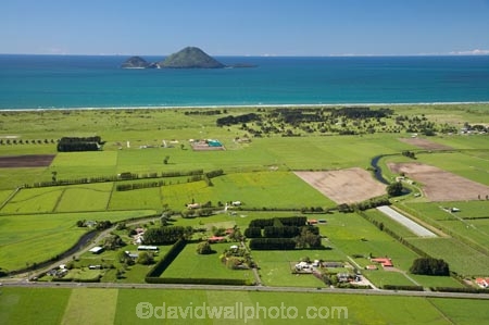 aerial;aerial-photo;aerial-photograph;aerial-photographs;aerial-photography;aerial-photos;aerial-view;aerial-views;aerials;agricultural;agriculture;Bay-of-Plenty;brook;brooks;coast;coastal;coastline;coastlines;coasts;country;countryside;creek;creeks;farm;farming;farmland;farms;field;fields;flow;foreshore;green;island;islands;meadow;meadows;Motuhora-Island;N.I.;N.Z.;New-Zealand;NI;North-Is;North-Island;NZ;ocean;Orini-Stream;Pacific-Ocean;paddock;paddocks;pasture;pastures;rural;sea;shore;shoreline;shorelines;shores;spring;stream;streams;water;wet;Whakatane;Whale-Island