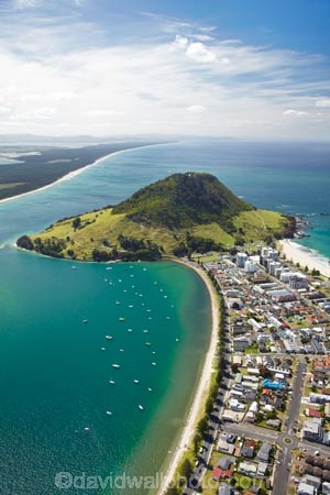 aerial;aerial-photo;aerial-photograph;aerial-photographs;aerial-photography;aerial-photos;aerial-view;aerial-views;aerials;Bay-of-Plenty;coast;coastal;coastline;coastlines;coasts;extinct-volcano;extinct-volcanoes;harbor;harbors;harbour;harbours;Mauao;Mount-Maunganui;Mt-Maunganui;Mt.-Maunganui;N.I.;N.Z.;New-Zealand;NI;North-Is;North-Is.;North-Island;NZ;ocean;oceans;Pilot-Bay;sea;shore;shoreline;shorelines;shores;Tauranga;Tauranga-Entrance;Tauranga-Harbor;Tauranga-Harbour;volcanic;volcanic-cone;volcanic-cones;volcano;volcanoes;water