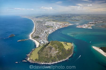 aerial;aerial-photo;aerial-photograph;aerial-photographs;aerial-photography;aerial-photos;aerial-view;aerial-views;aerials;Bay-of-Plenty;beach;beaches;coast;coastal;coastline;coastlines;coasts;extinct-volcano;extinct-volcanoes;foreshore;harbor;harbors;harbour;harbours;Mauao;Mount-Maunganui;Mt-Maunganui;Mt.-Maunganui;N.I.;N.Z.;New-Zealand;NI;North-Is;North-Is.;North-Island;NZ;ocean;oceans;Pilot-Bay;sand;sandy;sea;seas;shore;shoreline;shorelines;shores;Tauranga;Tauranga-Entrance;Tauranga-Harbor;Tauranga-Harbour;volcanic;volcanic-cone;volcanic-cones;volcano;volcanoes;water