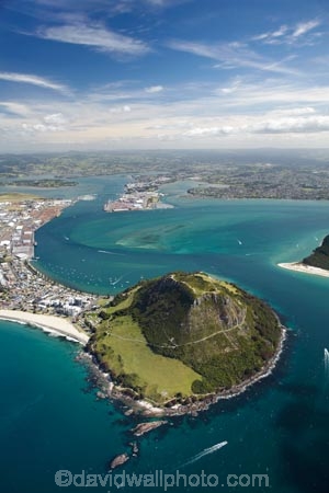 aerial;aerial-photo;aerial-photograph;aerial-photographs;aerial-photography;aerial-photos;aerial-view;aerial-views;aerials;Bay-of-Plenty;beach;beaches;coast;coastal;coastline;coastlines;coasts;extinct-volcano;extinct-volcanoes;foreshore;harbor;harbors;harbour;harbours;Mauao;Mount-Maunganui;Mt-Maunganui;Mt.-Maunganui;N.I.;N.Z.;New-Zealand;NI;North-Is;North-Is.;North-Island;NZ;ocean;oceans;sand;sandy;sea;seas;shore;shoreline;shorelines;shores;Tauranga;Tauranga-Entrance;Tauranga-Harbor;Tauranga-Harbour;volcanic;volcanic-cone;volcanic-cones;volcano;volcanoes;water