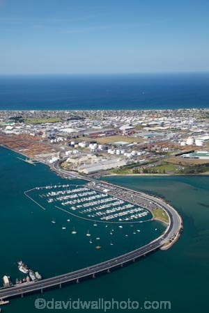 aerial;aerial-photo;aerial-photograph;aerial-photographs;aerial-photography;aerial-photos;aerial-view;aerial-views;aerials;Bay-of-Plenty;boat;boat-harbor;boat-harbors;boat-harbour;boat-harbours;boats;bridge;bridges;coast;coastal;coastline;coastlines;coasts;cruiser;cruisers;curved-bridge;curved-bridges;harbor;harbors;harbour;harbours;launch;launches;marina;marinas;N.I.;N.Z.;New-Zealand;NI;North-Is;North-Is.;North-Island;NZ;ocean;oceans;Port-of-Tauranga;road-bridge;road-bridges;sea;shore;shoreline;shorelines;shores;Tauranga;Tauranga-Bridge;Tauranga-Bridge-Marina;Tauranga-Harbor;Tauranga-Harbour;traffic-bridge;traffic-bridges;yacht;yachts